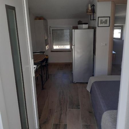 Pavel, Studio Apartman Privlaka  Dış mekan fotoğraf