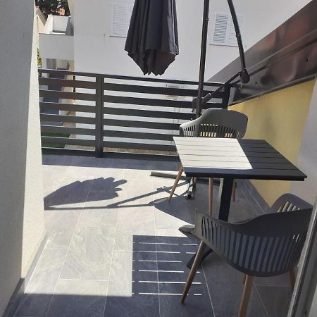 Pavel, Studio Apartman Privlaka  Dış mekan fotoğraf