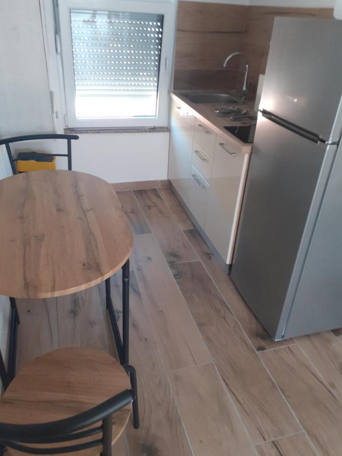 Pavel, Studio Apartman Privlaka  Dış mekan fotoğraf